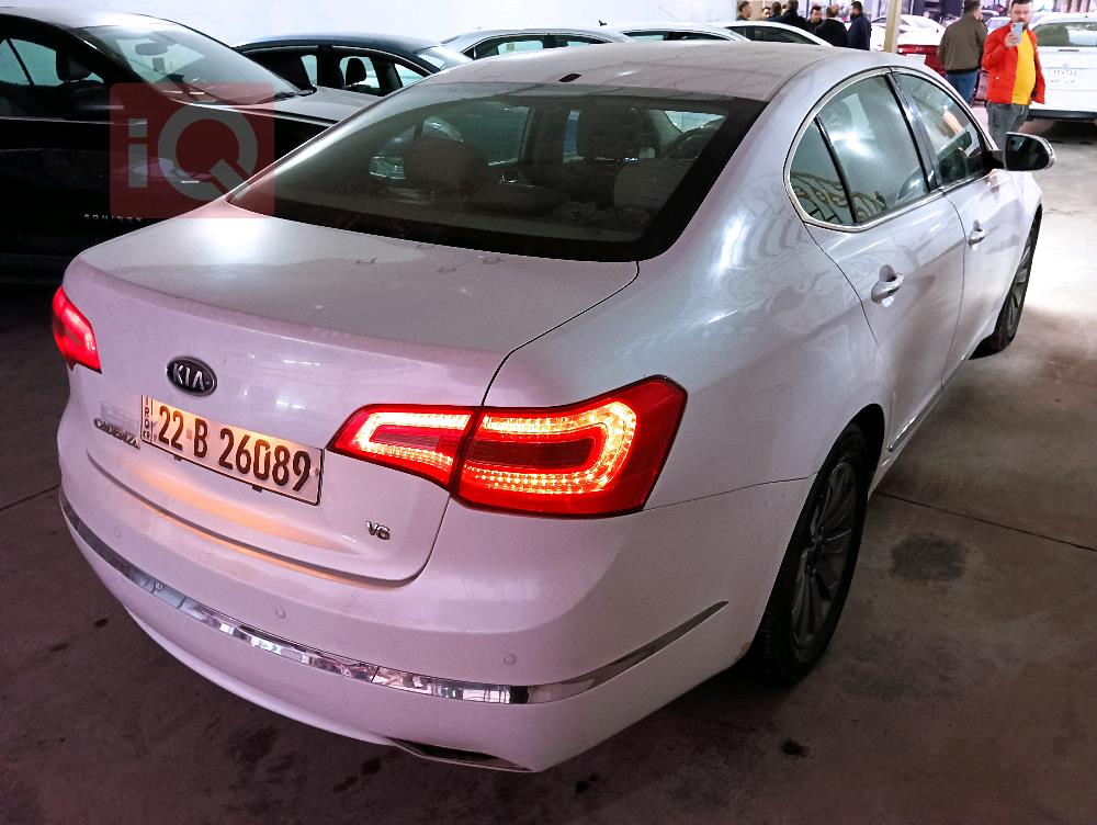 Kia Cadenza